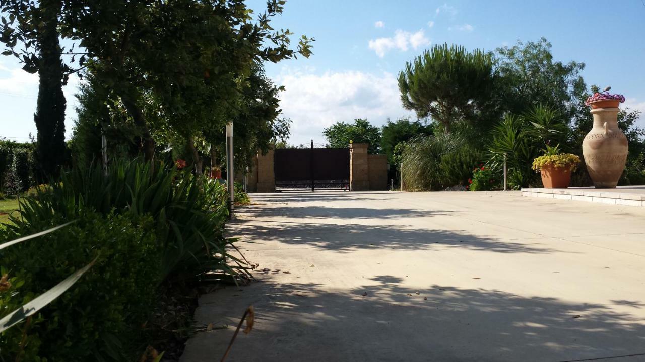 Vila La Macchia Botrugno Exteriér fotografie
