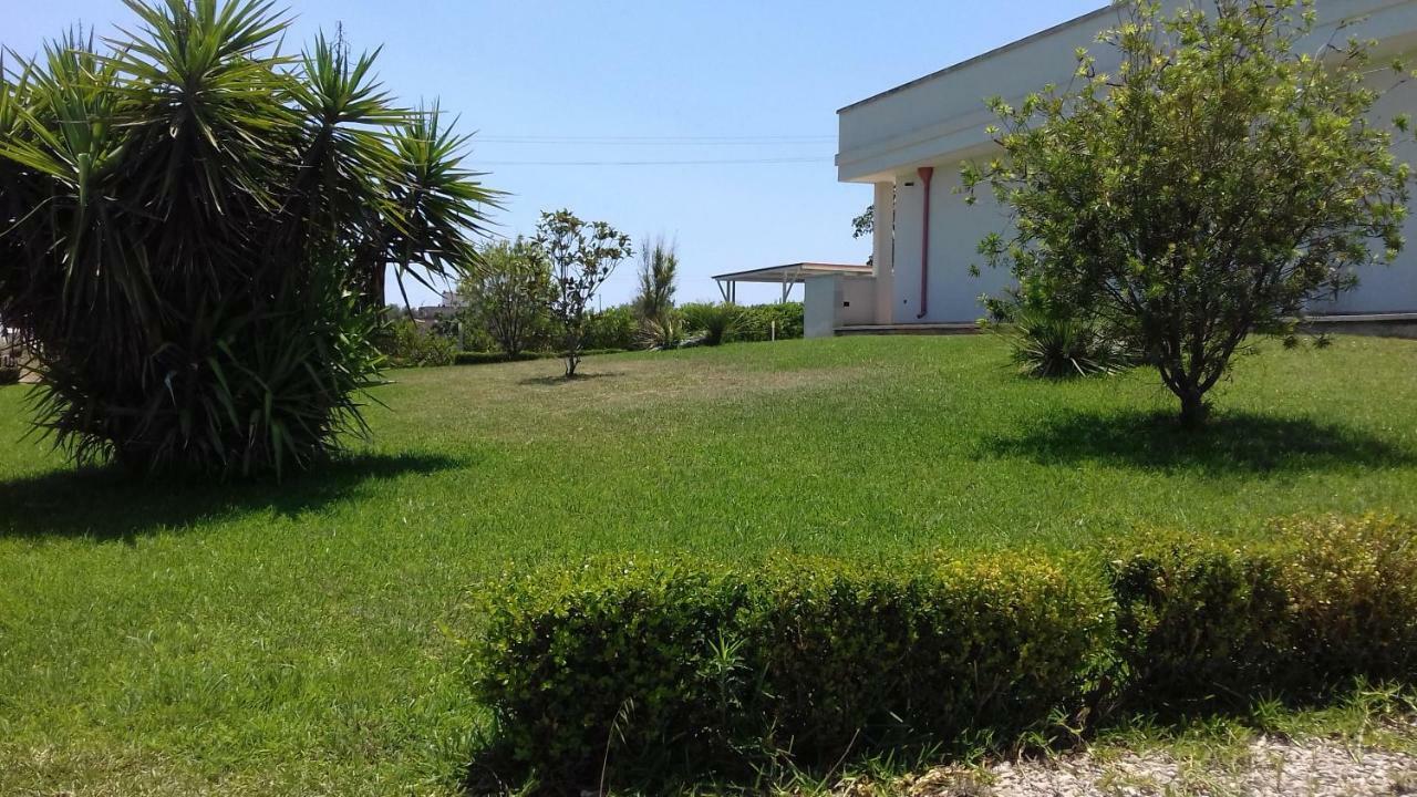 Vila La Macchia Botrugno Exteriér fotografie